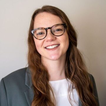 Headshot of Elizabeth Maloney.